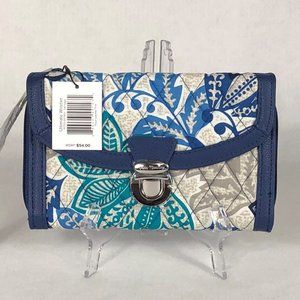 🔴FINAL PRICE NWT VB Ultimate Wristlet Santiago